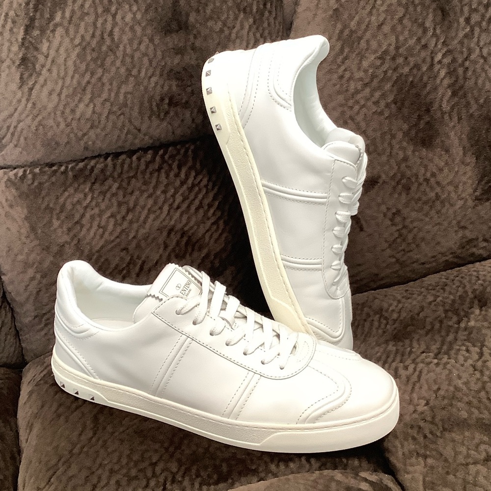 Valentino Garavani Fly crew White Leather Studded Men's Sneakers, Size 43.5